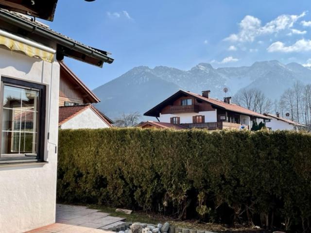 Appartamento Kleines Haeuschen Mit Bergblick Eschenlohe Esterno foto